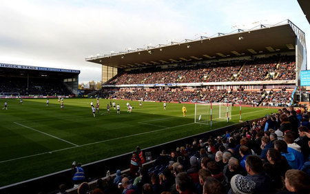 万众瞩目, 既展现了湖, 家协会会员